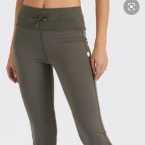 Vuori Daily Joggers